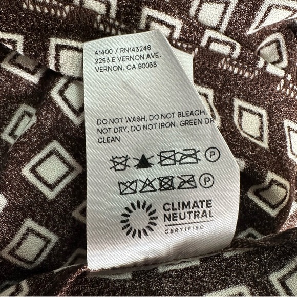 NWT Reformation Noha mini dress in the Palladio brown geometric print. Size 12 - Picture 8 of 9